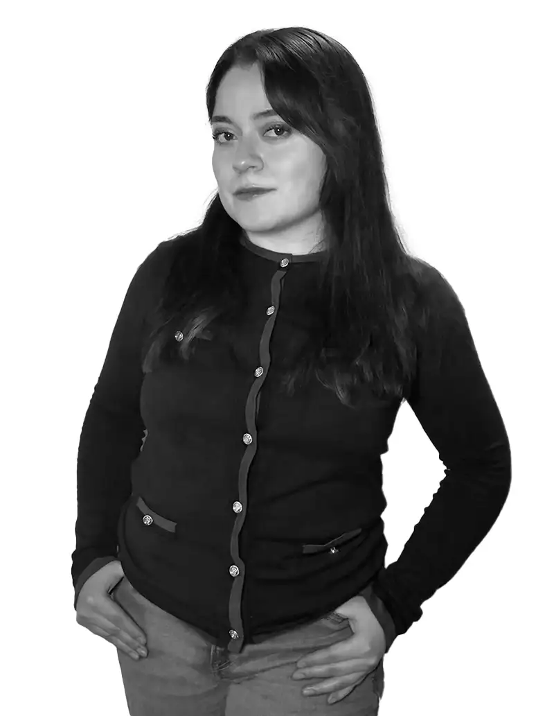 KARINA VIANEY GONZÁLEZ SUASTE - COMMUNITY MANAGER